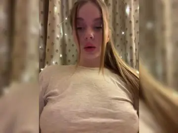 Natalymoodhot  live sex cam