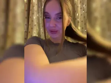 Natalymoodhot  live sex cam