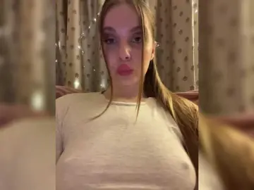 Natalymoodhot  live sex cam