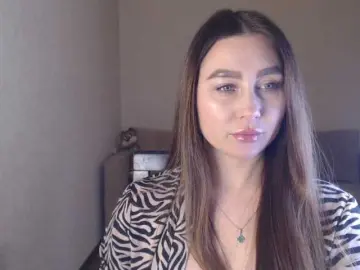 Bigstarxxx  live sex cam