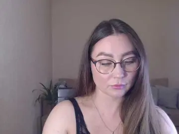 Bigstarxxx  live sex cam