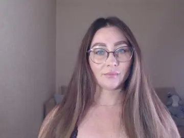 Bigstarxxx  live sex cam