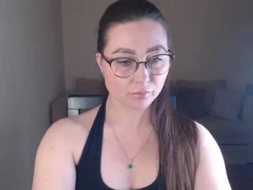 Bigstarxxx  live sex cam