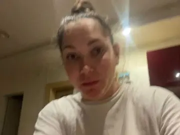 Koshechka1992  live sex cam