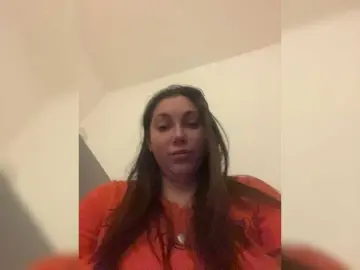 Koshechka1992  live sex cam