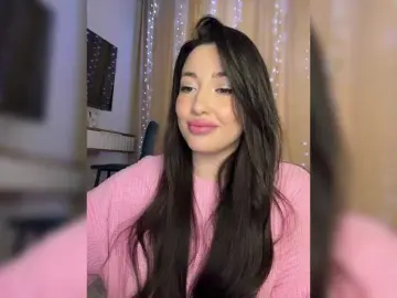 BettyBoom13  live sex cam