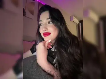 BettyBoom13  live sex cam