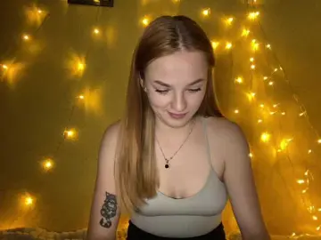 EvaKapnist  live sex cam