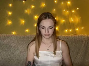 EvaKapnist  live sex cam