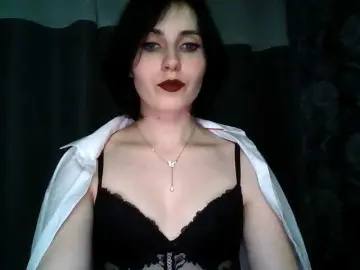 LunaLace  live sex cam