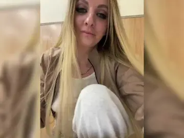 Nasty-tegress  live sex cam