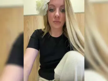 Nasty-tegress  live sex cam