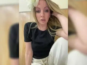 Nasty-tegress  live sex cam