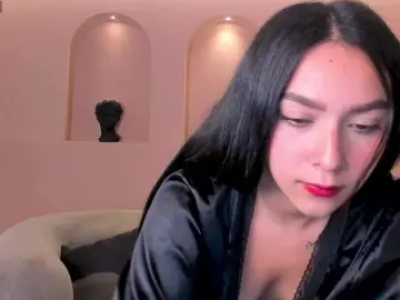 SophieKiss1  live sex cam