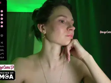 Vvv-lifffe  live sex cam