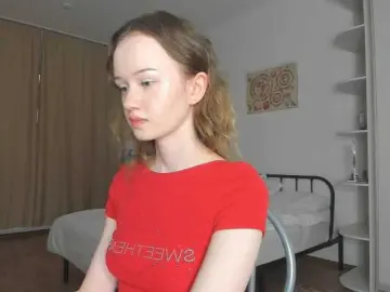 Babymollyy2  live sex cam