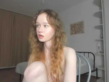 Babymollyy2  live sex cam