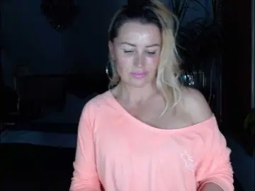 Rossalinda  live sex cam