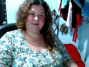 Squirtbbw  live sex cam