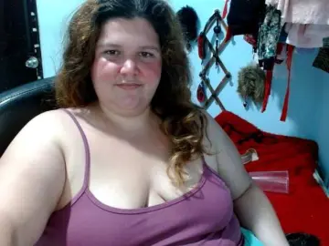 Squirtbbw  live sex cam