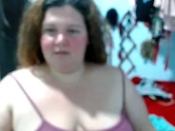 Squirtbbw  live sex cam