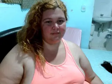 Squirtbbw  live sex cam