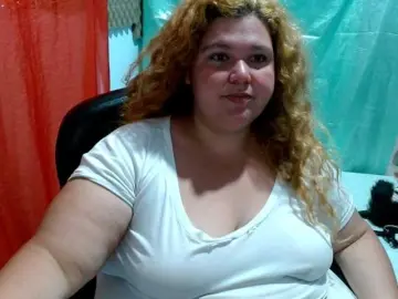 Squirtbbw  live sex cam