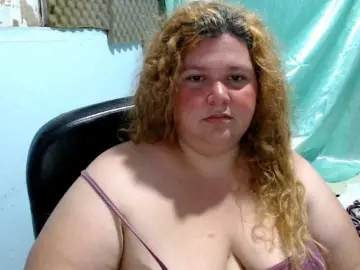 Squirtbbw  live sex cam