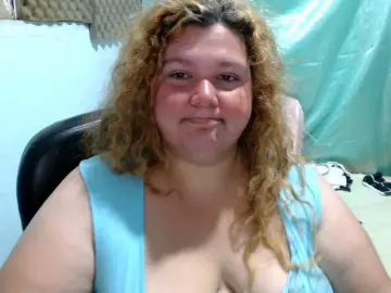 Squirtbbw  live sex cam