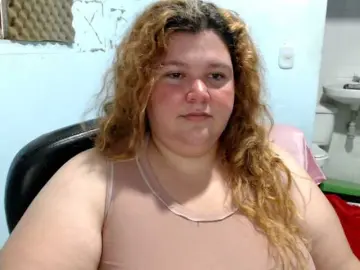 Squirtbbw  live sex cam