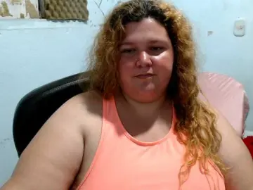 Squirtbbw  live sex cam