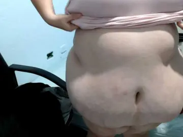 Squirtbbw  live sex cam
