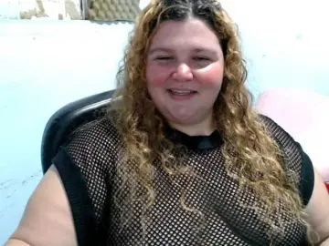 Squirtbbw  live sex cam