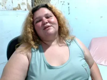 Squirtbbw  live sex cam