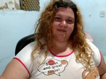 Squirtbbw  live sex cam