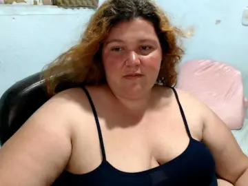 Squirtbbw  live sex cam