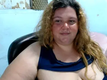 Squirtbbw  live sex cam