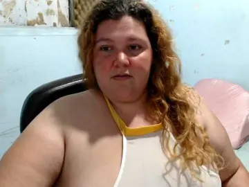 Squirtbbw  live sex cam