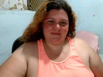Squirtbbw  live sex cam