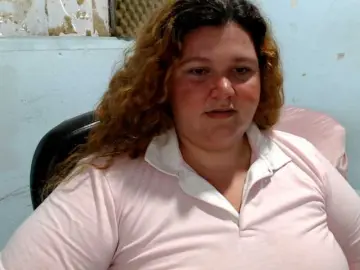 Squirtbbw  live sex cam