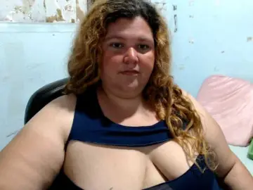 Squirtbbw  live sex cam
