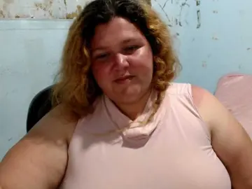 Squirtbbw  live sex cam
