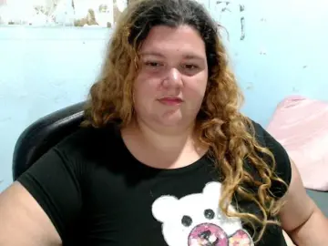 Squirtbbw  live sex cam