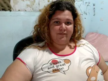 Squirtbbw  live sex cam