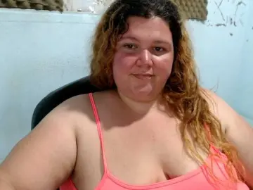 Squirtbbw  live sex cam