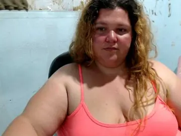Squirtbbw  live sex cam