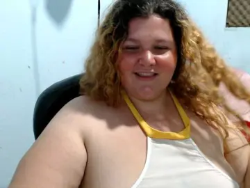 Squirtbbw  live sex cam