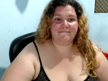 Squirtbbw  live sex cam