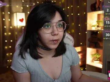 Trissmoon  live sex cam