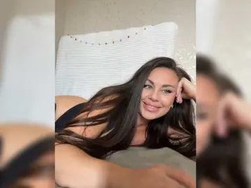 -Hennessy-  live sex cam